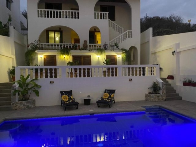 Dusk on the pool PC09012025