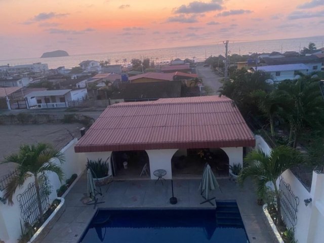 Aerial view of the property PC09012025