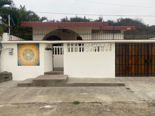 View of the property from the street PC09012025